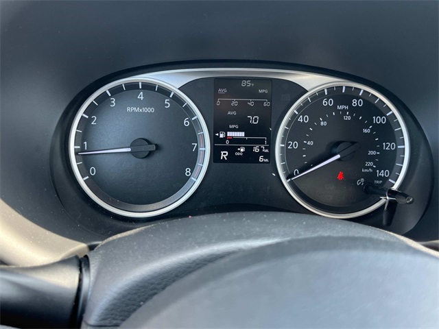 2025 Nissan Kicks Play S photo 29
