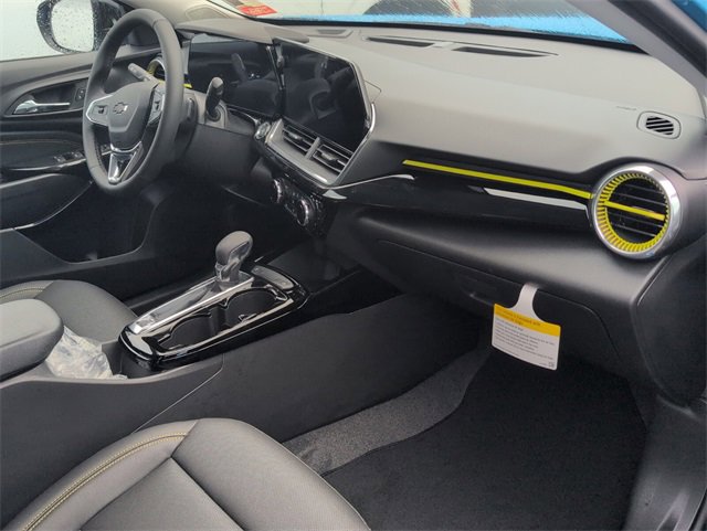 2026 Chevrolet Trax 1 photo 4