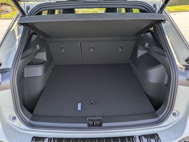 2025 Volkswagen Tiguan SEL R-Line Black photo 3