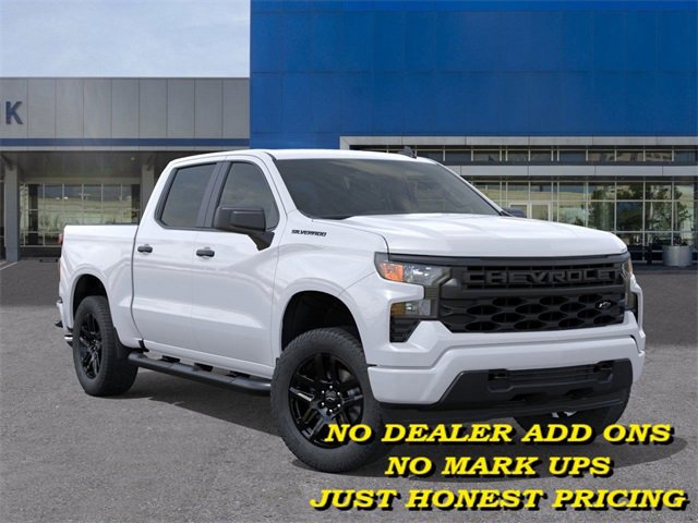 2026 Chevrolet Silverado Custom photo 6