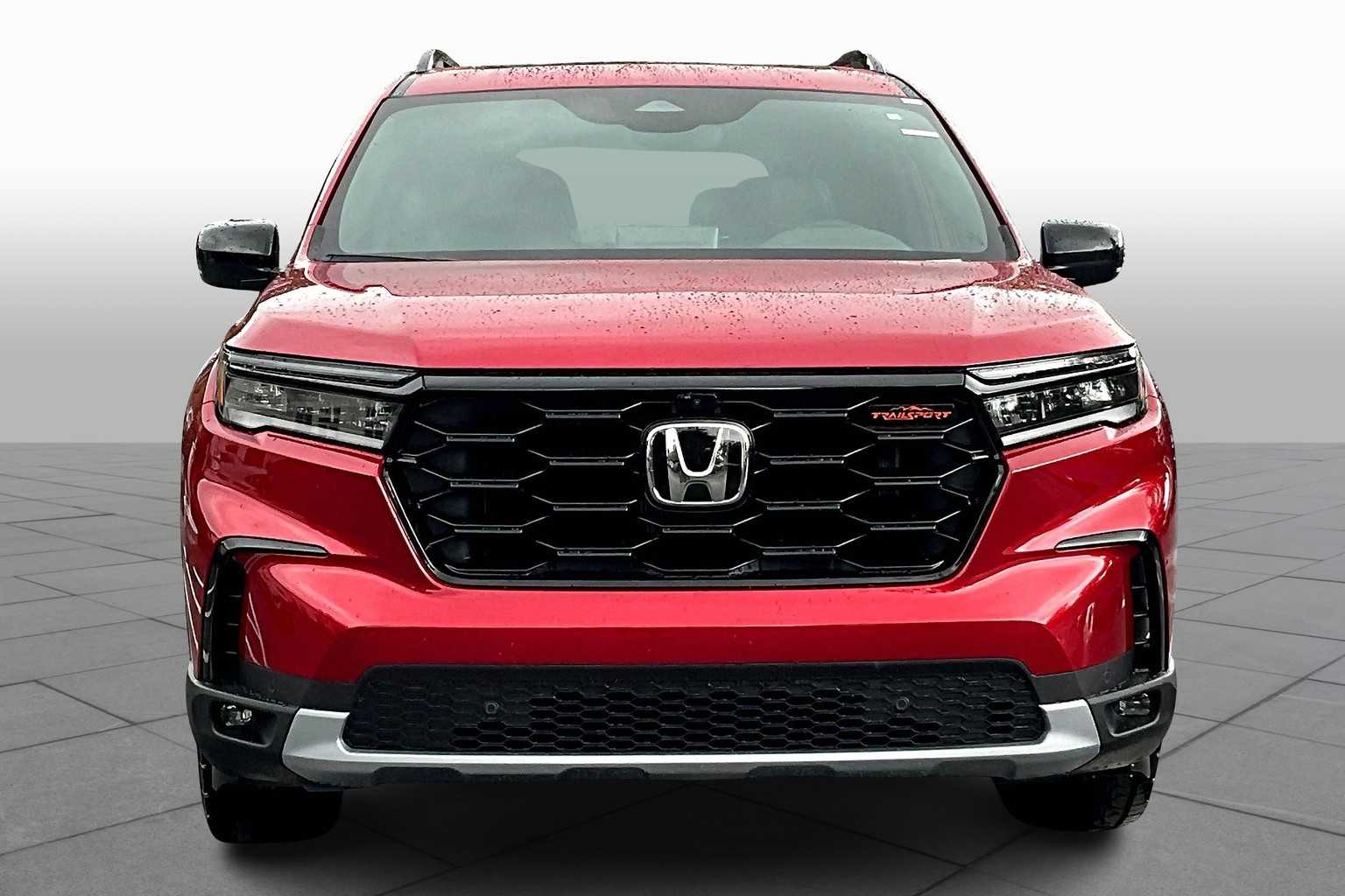 2025 Honda Pilot TrailSport photo 3