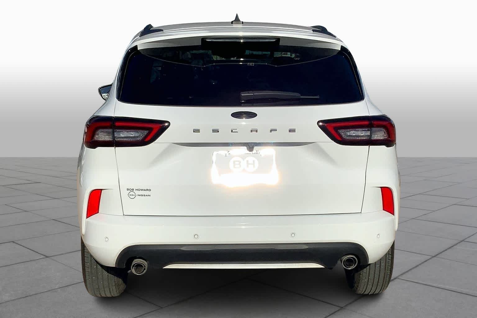 2023 Ford Escape ST-Line photo 4