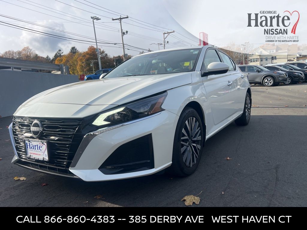 2023 Nissan Altima SV