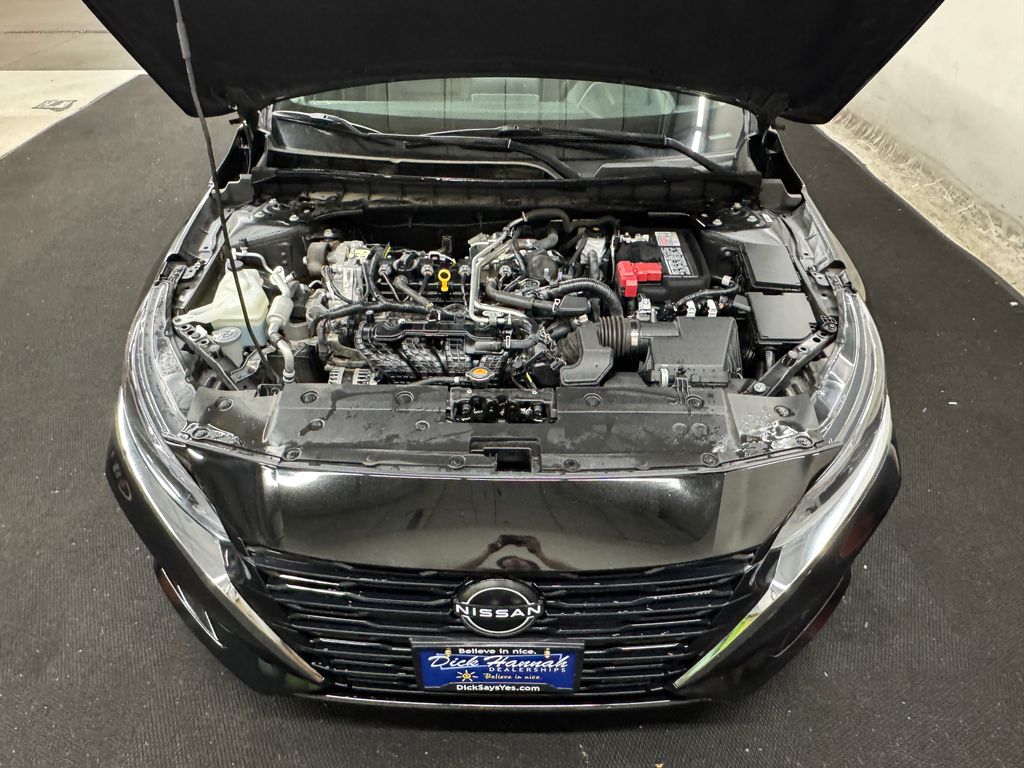 2024 Nissan Altima 2.5 SV photo 11