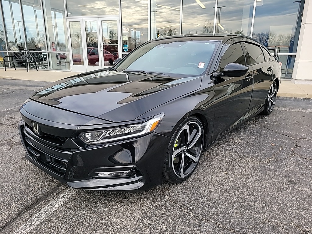 2018 Honda Accord Sport 2.0T photo 2