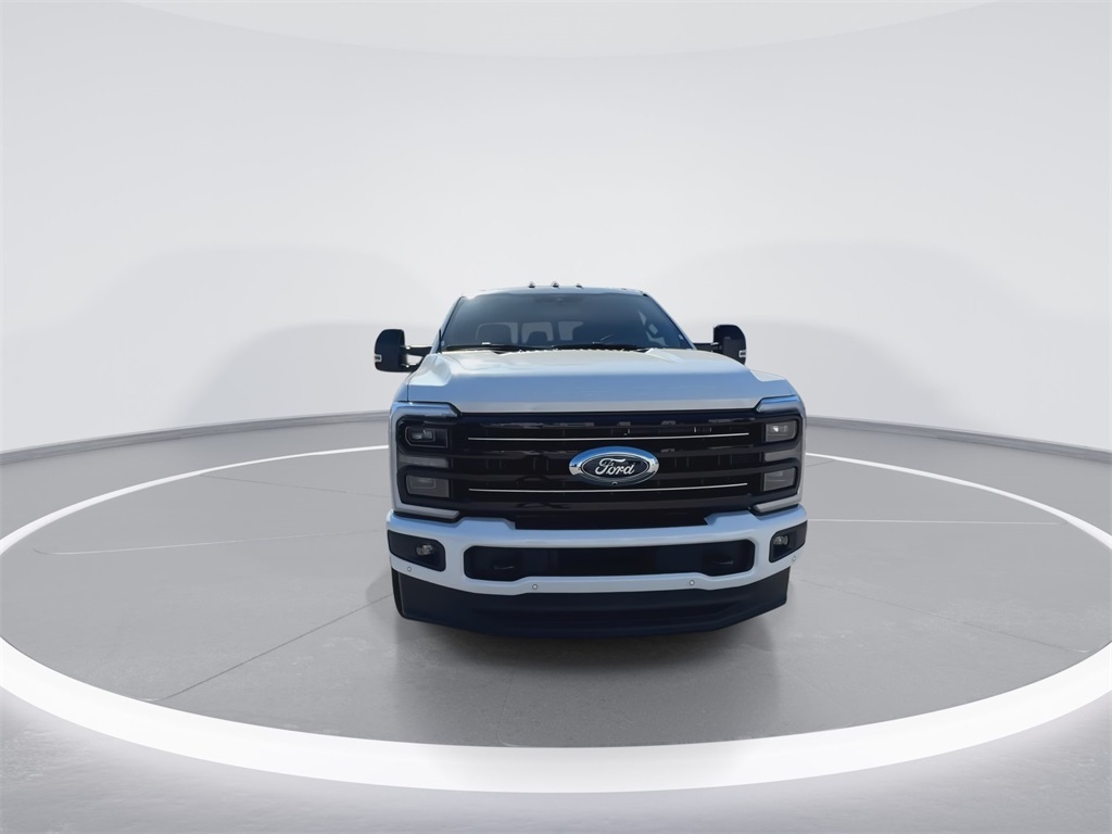 2025 Ford F-250 Platinum photo 2