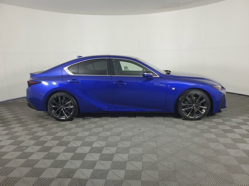 2023 Lexus IS 350 F SPORT photo 2