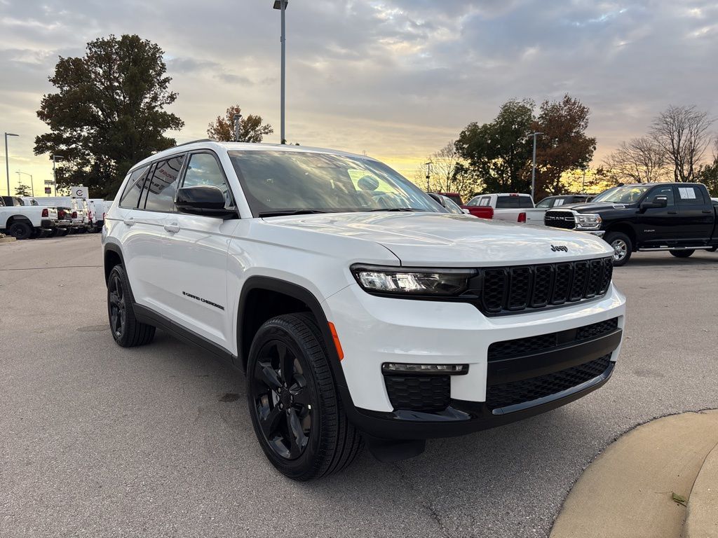 2025 Jeep Grand Cherokee L Limited's photo