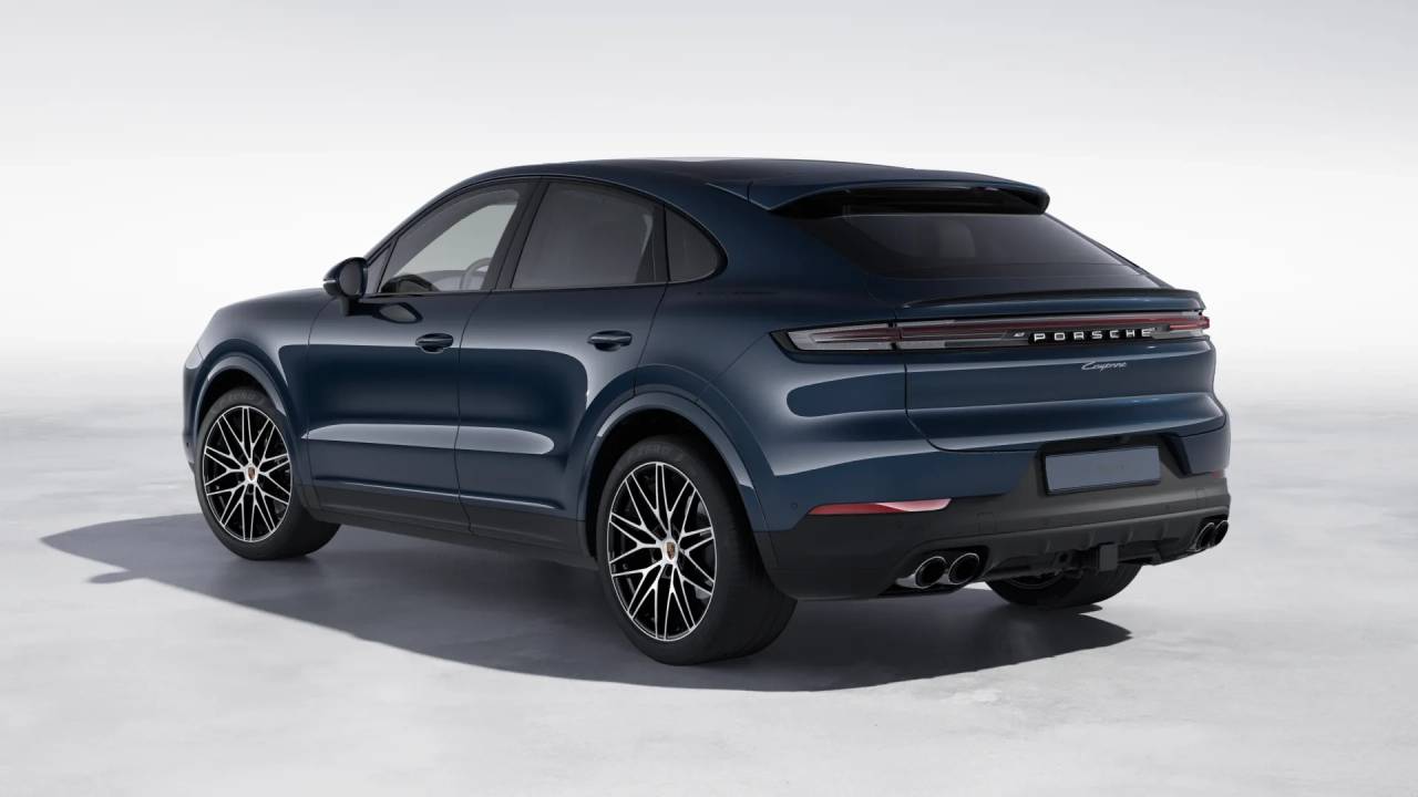 2025 Porsche Cayenne Coupe photo 3