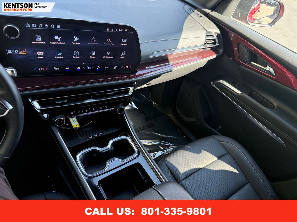2024 Chevrolet Traverse Z71 photo 23