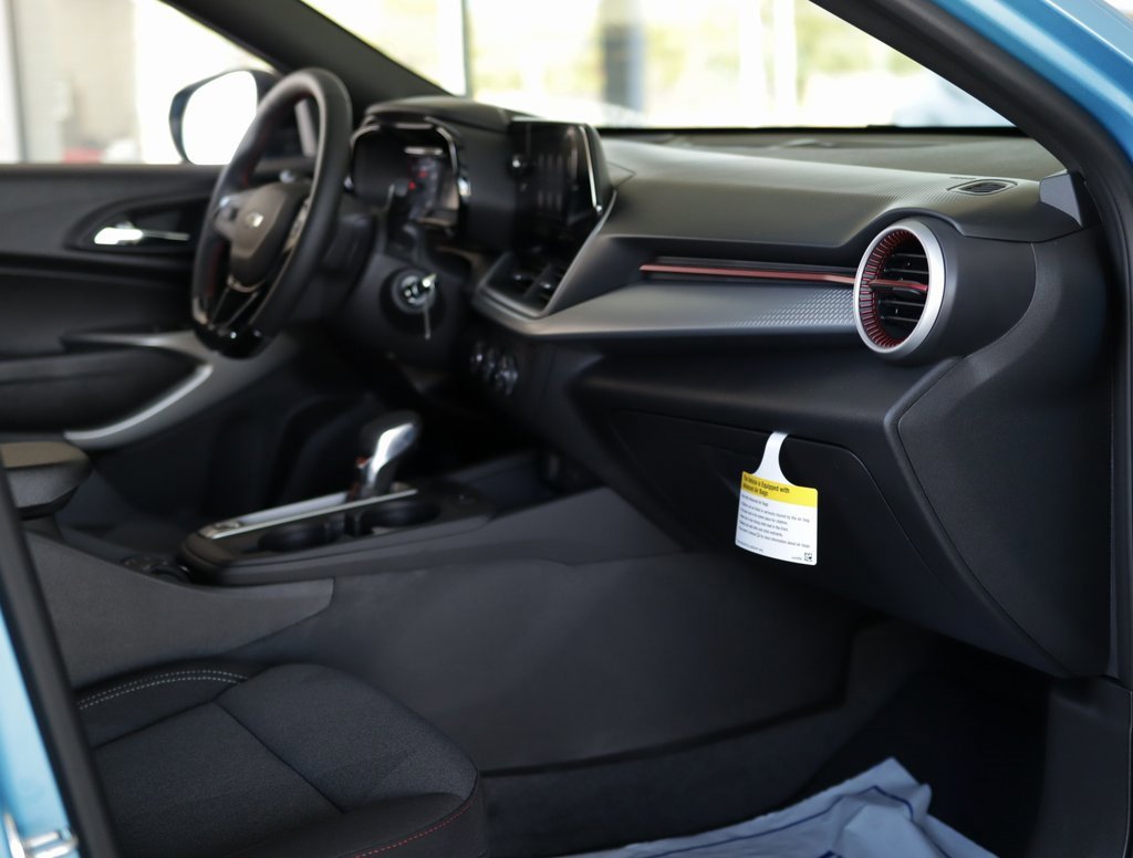 2025 Chevrolet Trax photo 26