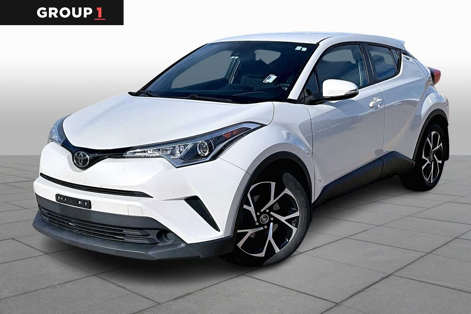 2018 Toyota C-HR XLE's photo