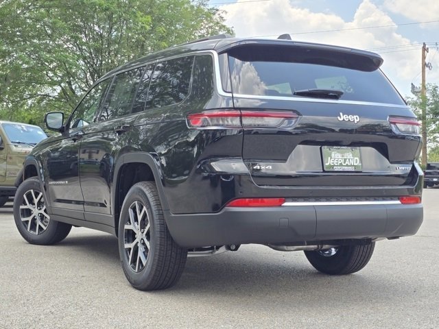 2025 Jeep Grand Cherokee Limited photo 18