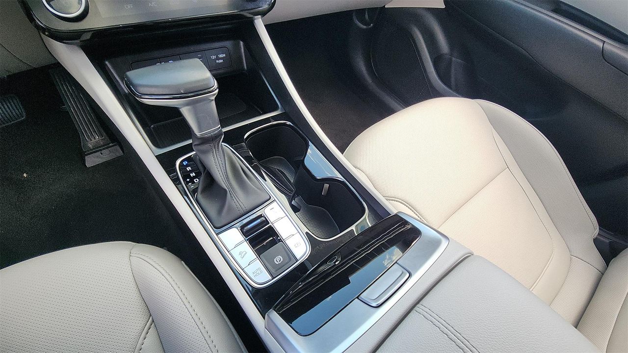 2025 Hyundai Tucson SEL Convenience photo 13