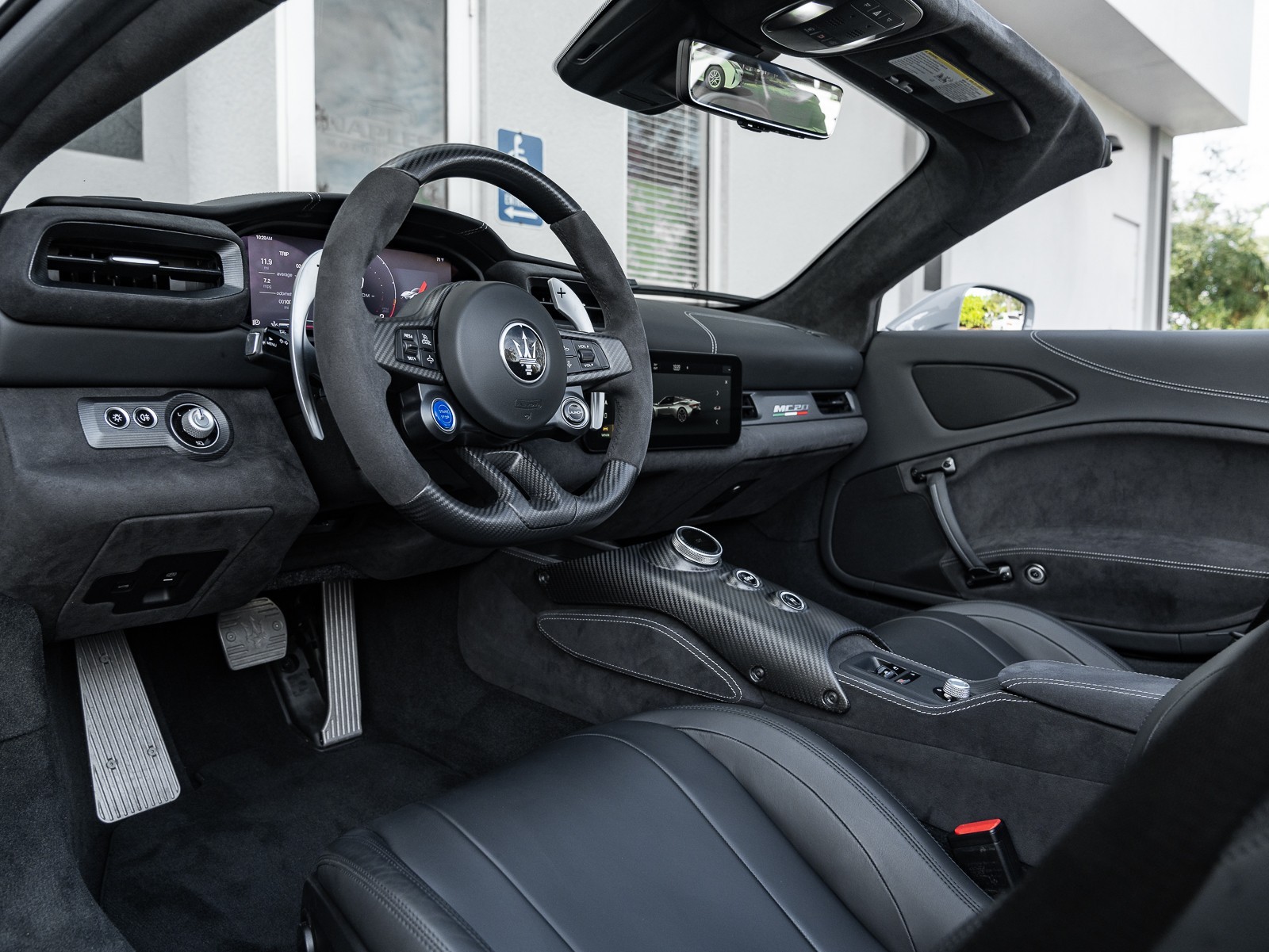 2023 Maserati MC20 Cielo photo 9