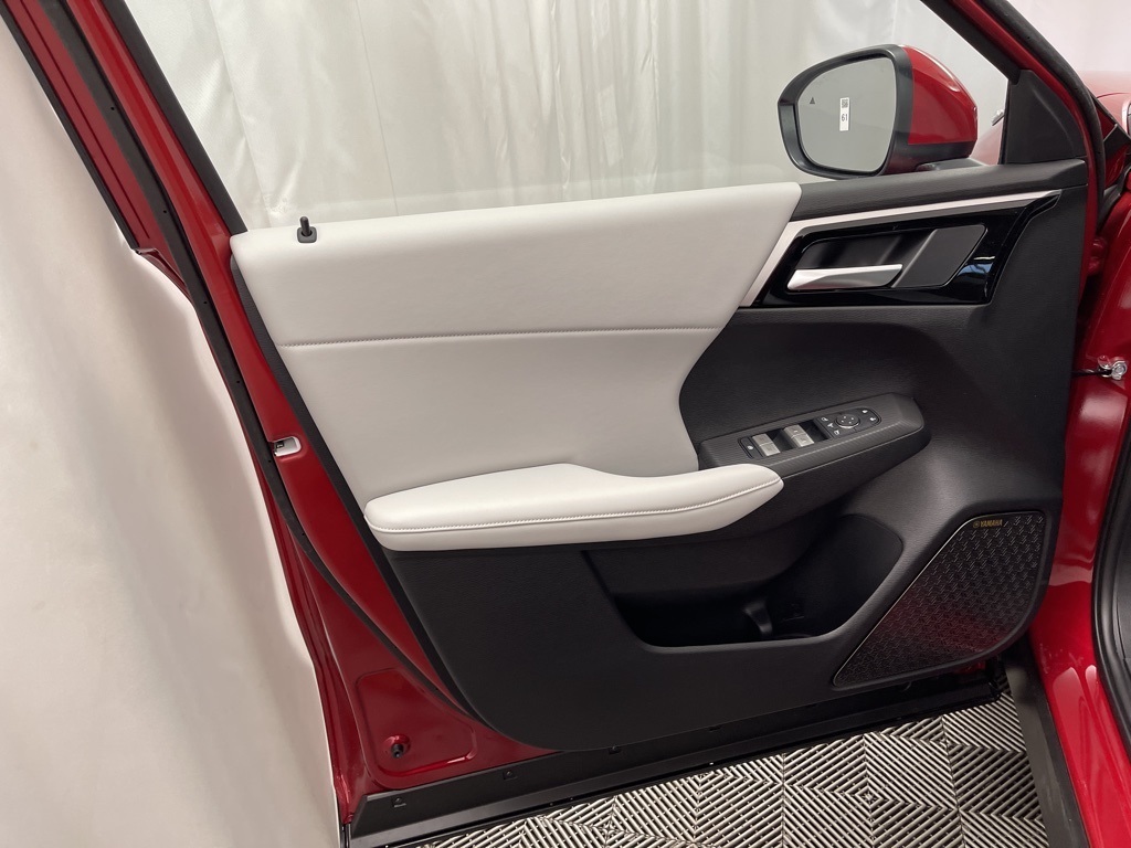 2025 Mitsubishi Outlander SE photo 19