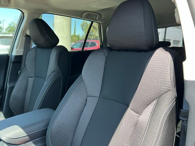 2025 Subaru Outback Premium photo 18
