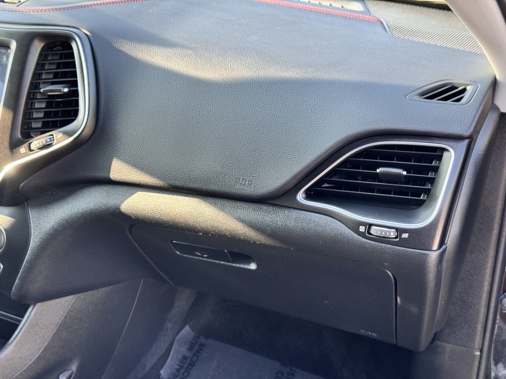 2019 Jeep Cherokee Trailhawk photo 26