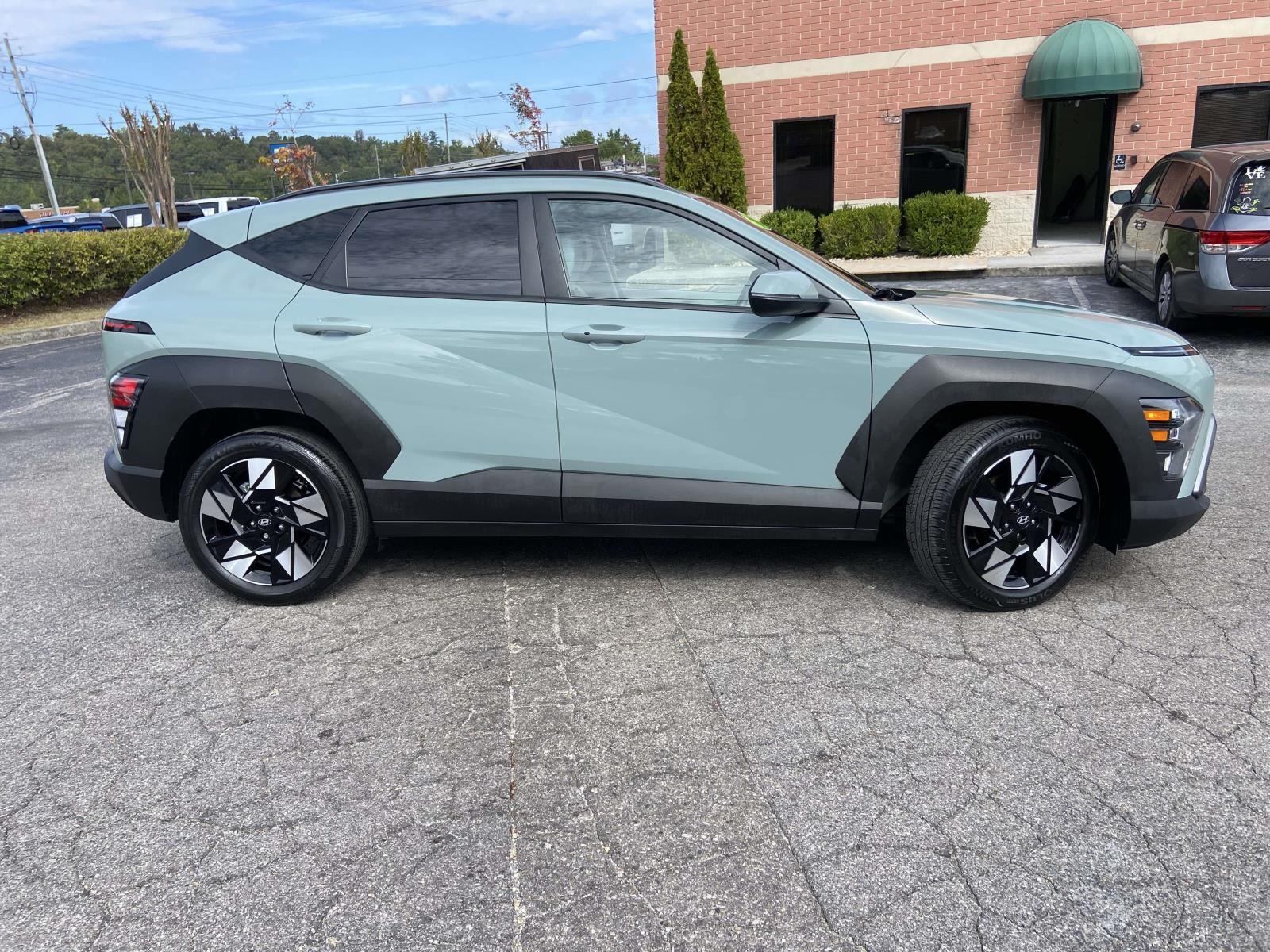 2024 Hyundai Kona SEL photo 19