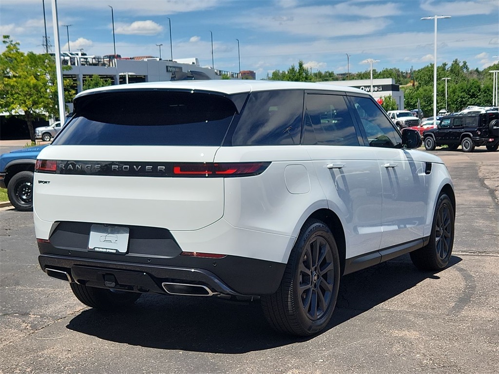 2025 Land Rover Range Rover Sport SE photo 5