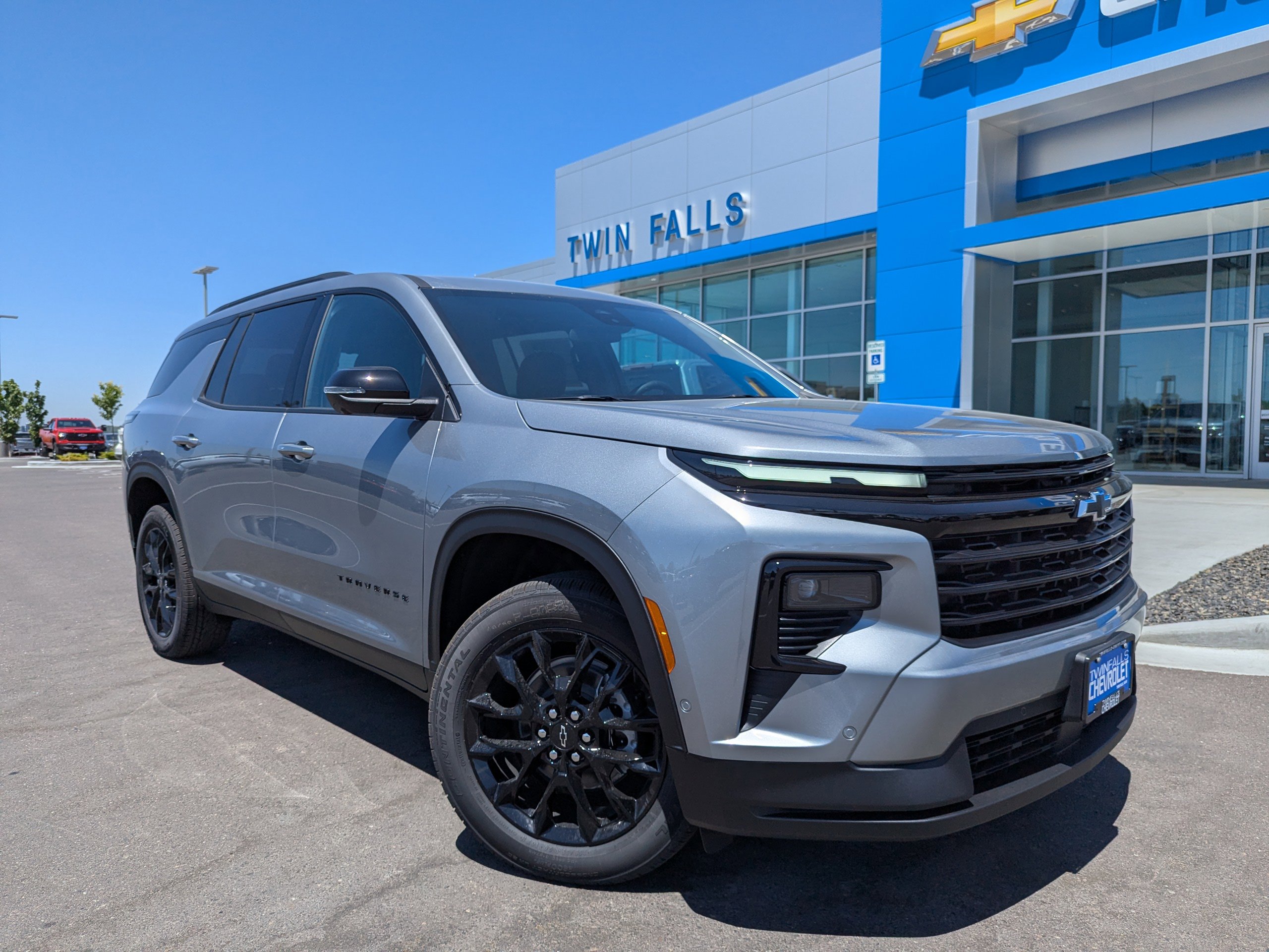 2025 Chevrolet Traverse LT's photo