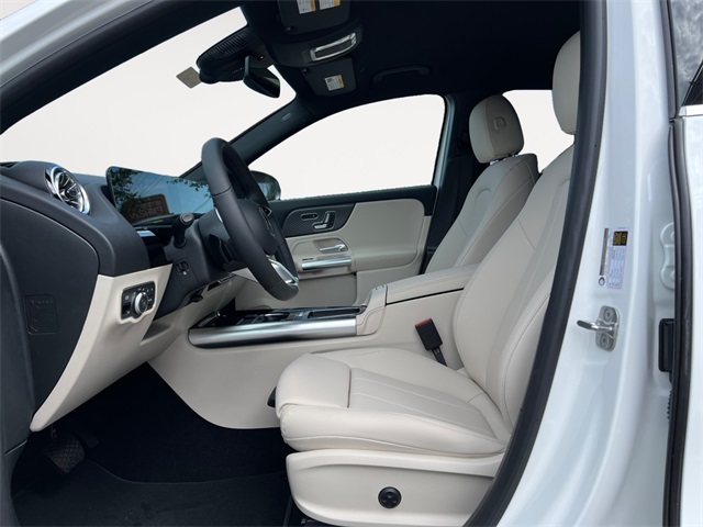2025 Mercedes Benz GLA 250 4MATIC photo 9