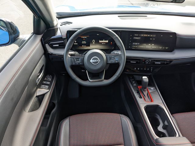 2025 Nissan Kicks SR photo 14