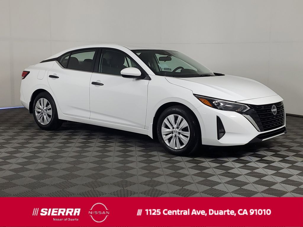 2025 Nissan Sentra S's photo