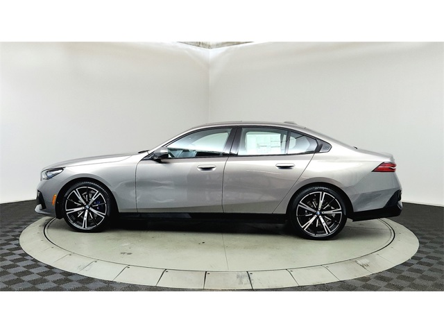 2026 Bmw 530i 530i xDrive photo 4