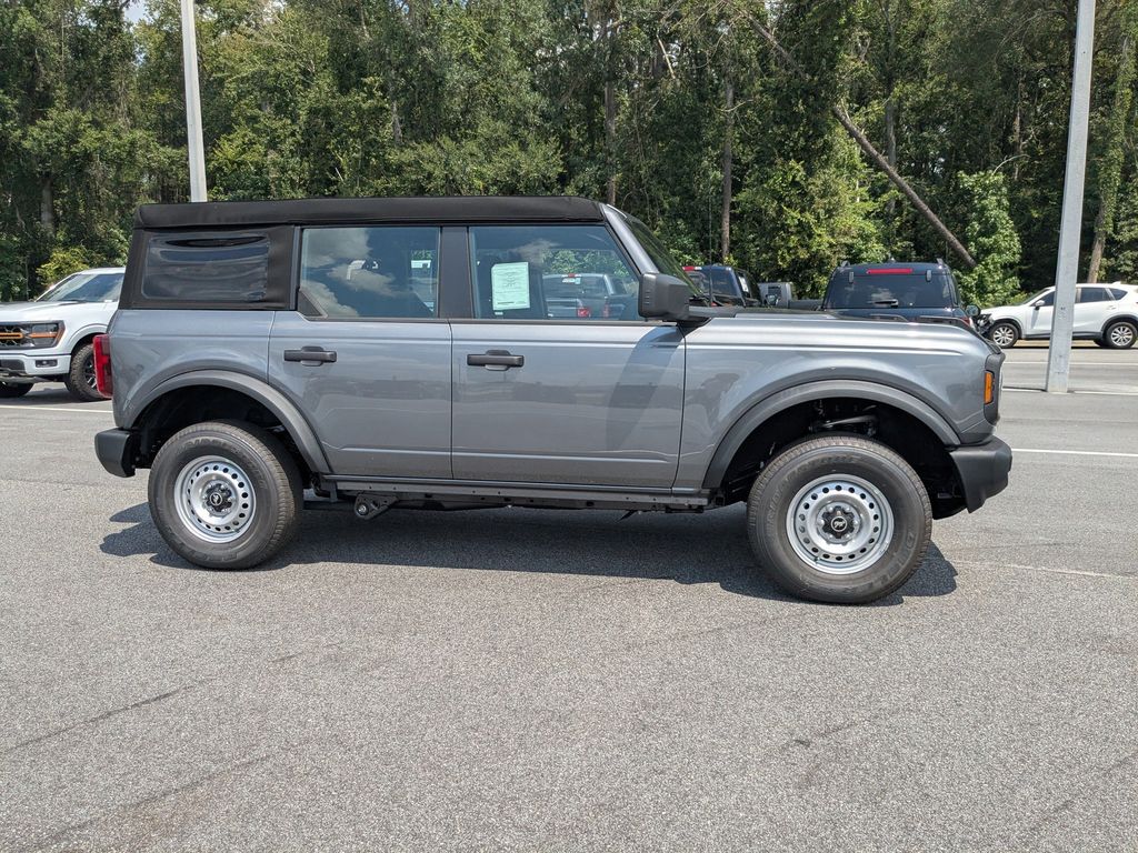 2025 Ford Bronco Big Bend photo 2