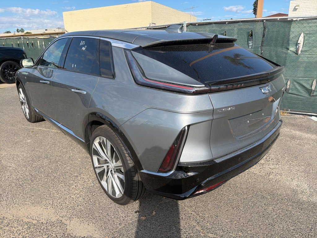 Used 2024 Cadillac LYRIQ Luxury 3 with VIN 1GYKPSRL8RZ136389 for sale in Carlsbad, CA