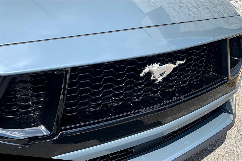 2024 Ford Mustang GT Premium photo 27