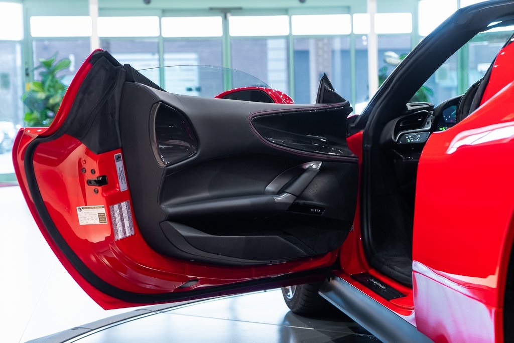 2023 Ferrari SF90 Spider Base photo 19