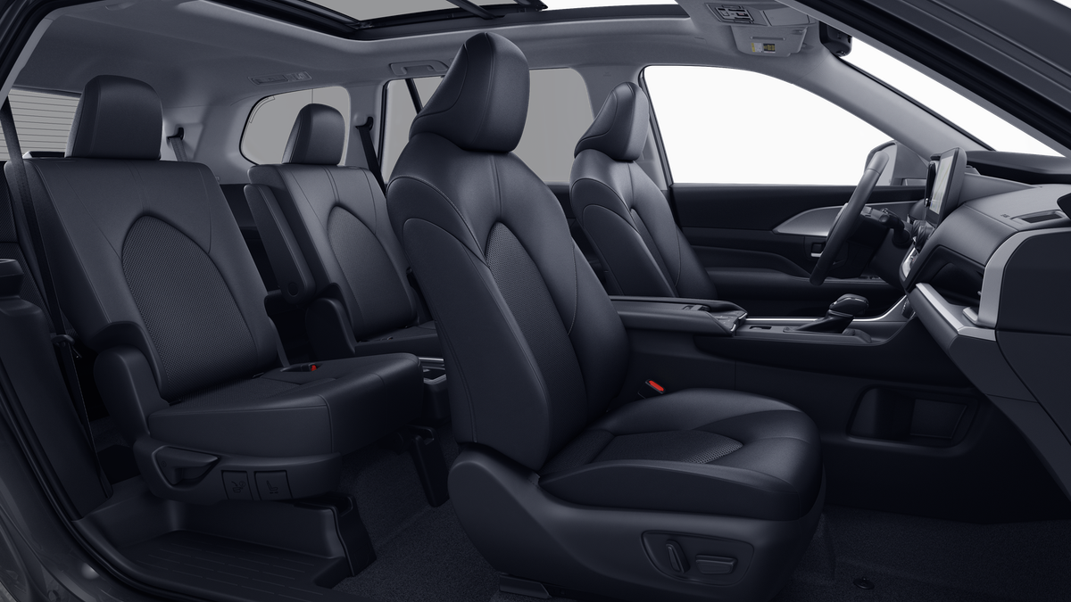 2026 Toyota Grand Highlander XLE AWD photo 15