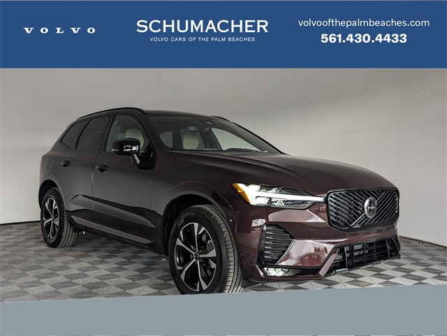 2026 Volvo XC60 Core's photo