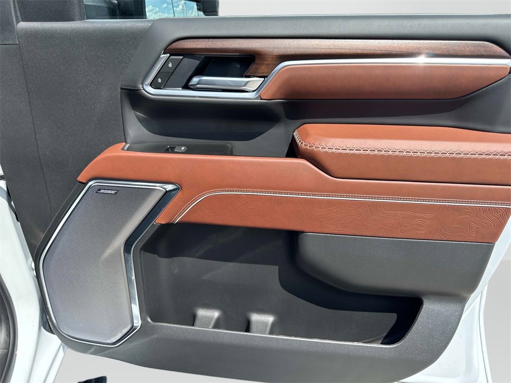 2026 Gmc Sierra 2500 HD Denali Ultimate photo 13