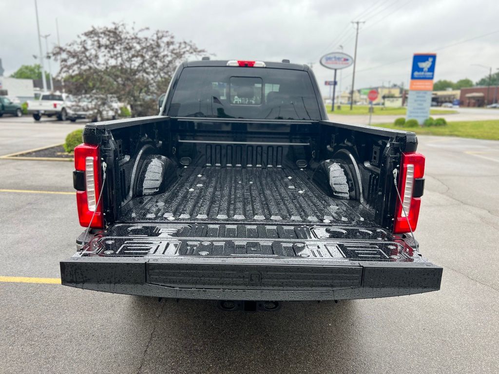 2025 Ford F-250 Lariat photo 46