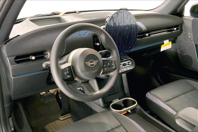 2026 Mini Cooper Convertible Signature photo 4