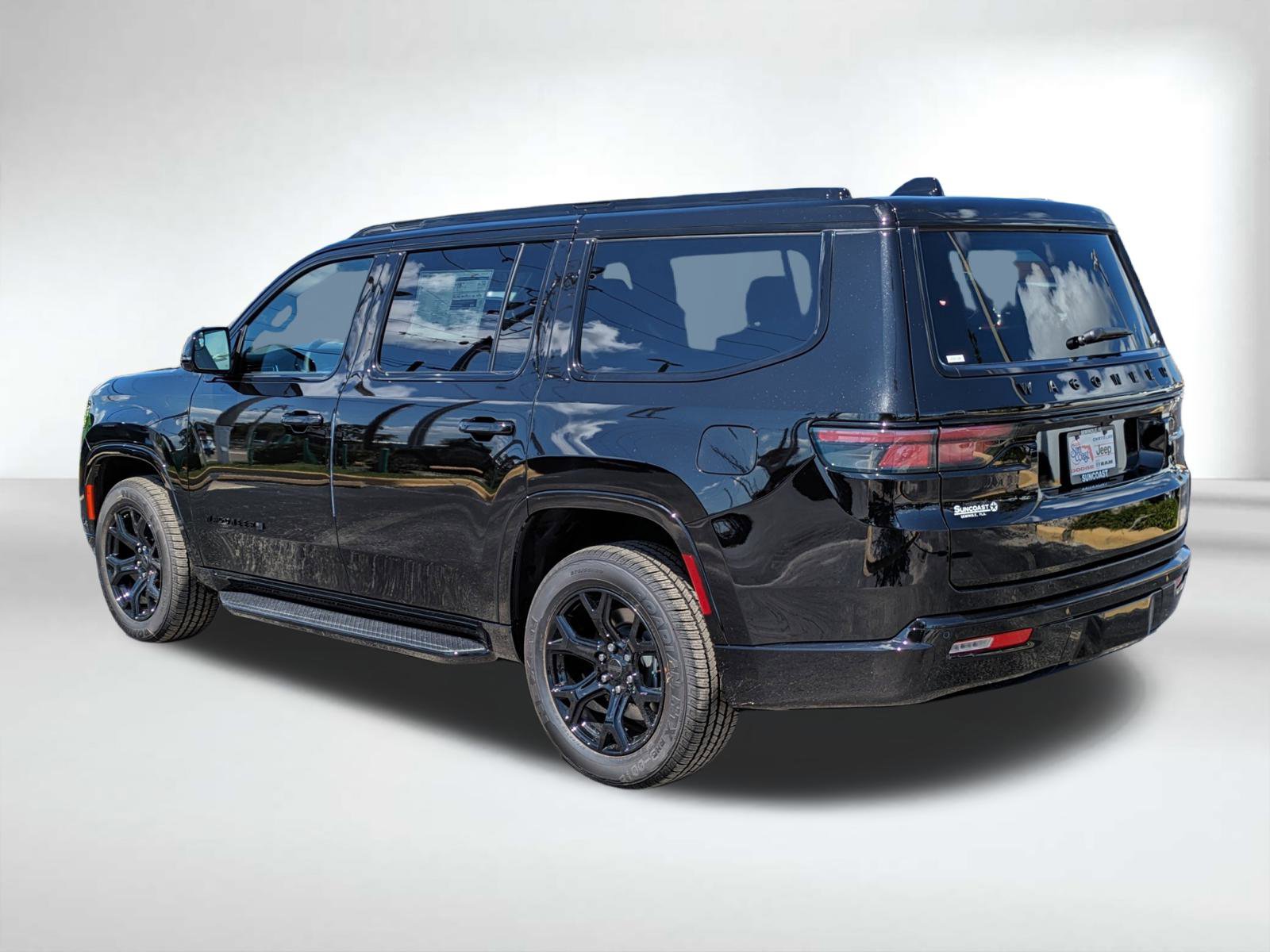 2025 Jeep Wagoneer Series II photo 2