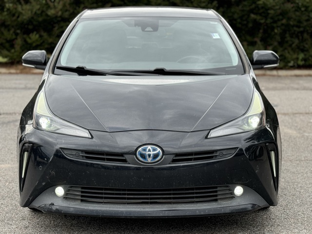 2022 Toyota Prius L photo 2