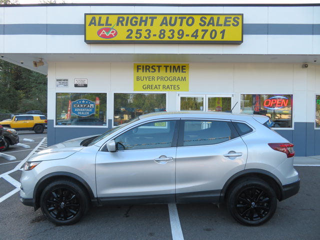 2022 Nissan Rogue Sport S photo 2