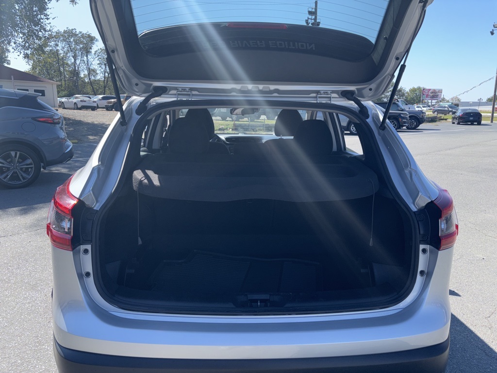 2020 Nissan Rogue Sport S photo 4