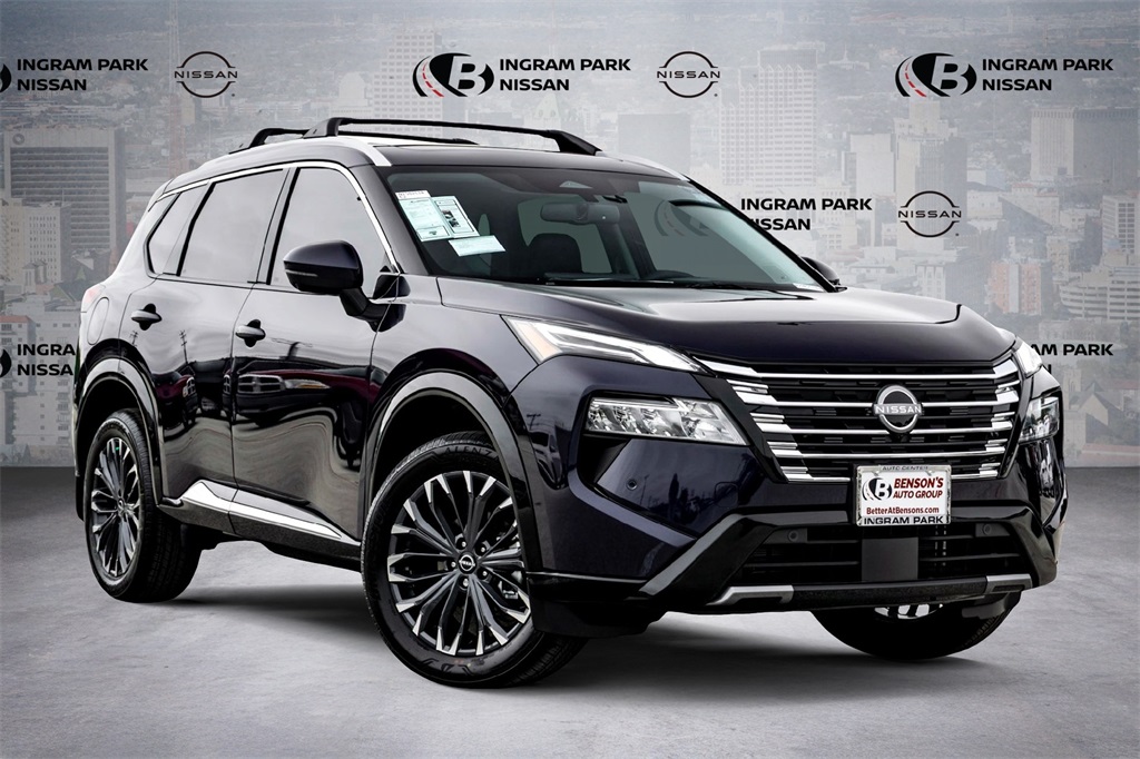2026 Nissan Rogue Platinum's photo