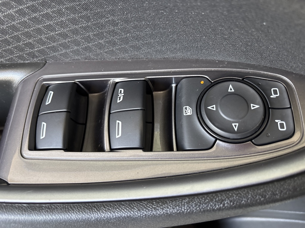 2023 Chevrolet Malibu 1LT photo 13