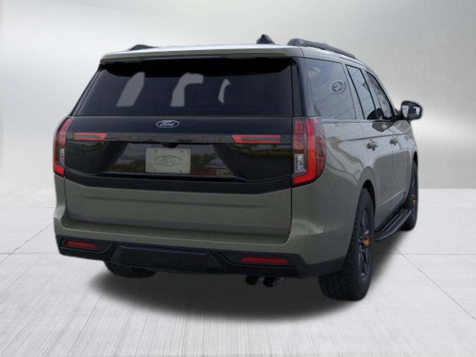 2025 Ford Expedition photo 5