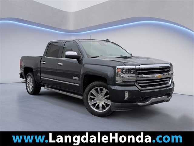 2017 Chevrolet Silverado 1500 High Country's photo
