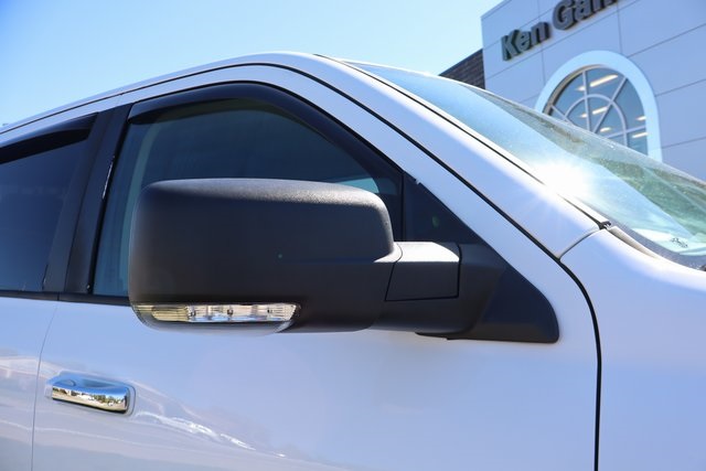 2016 Ram 1500 Big Horn photo 2