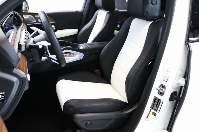 2025 Mercedes Benz GLE 450e 4MATIC photo 11