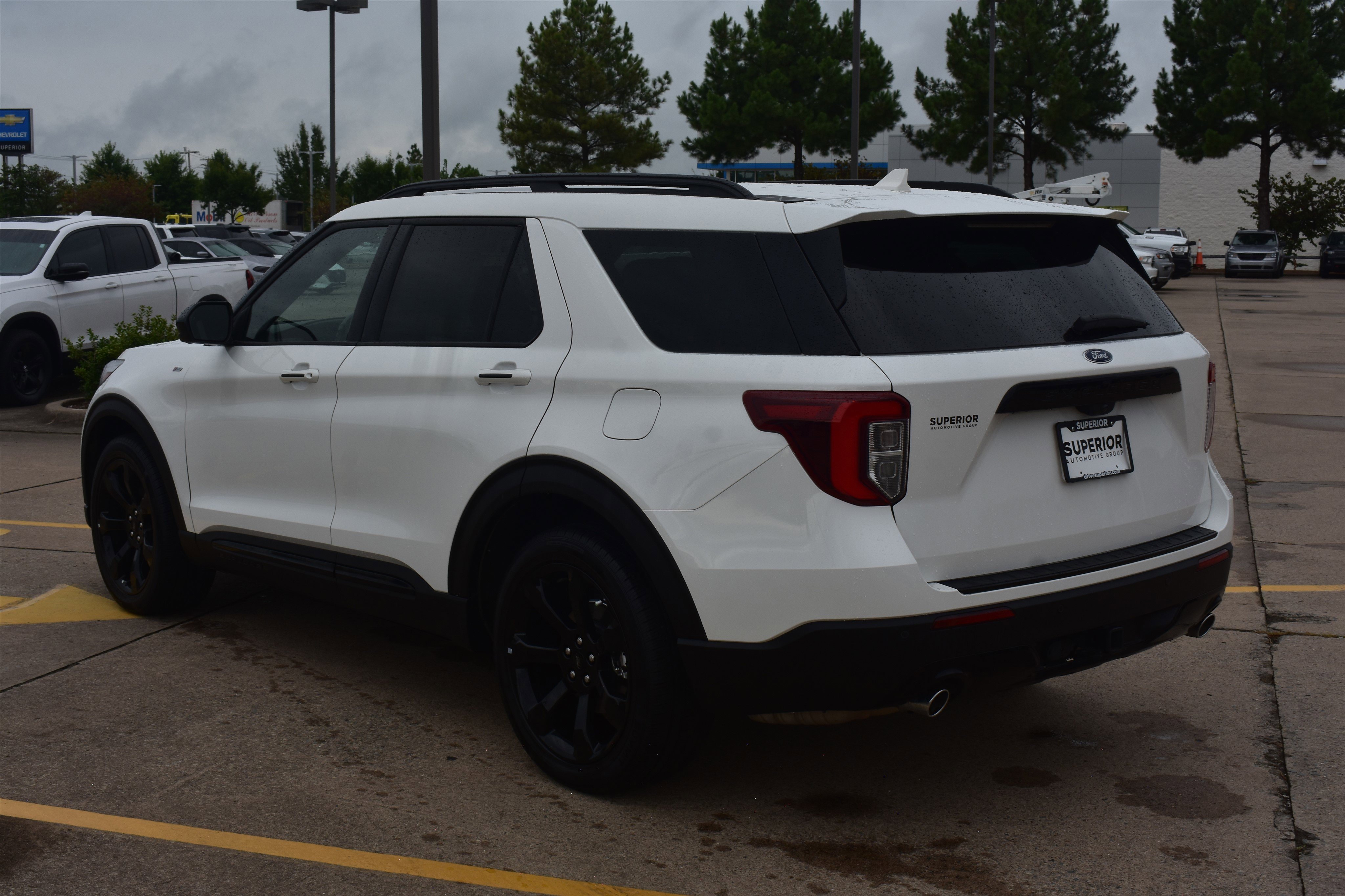 2023 Ford Explorer ST-Line photo 4