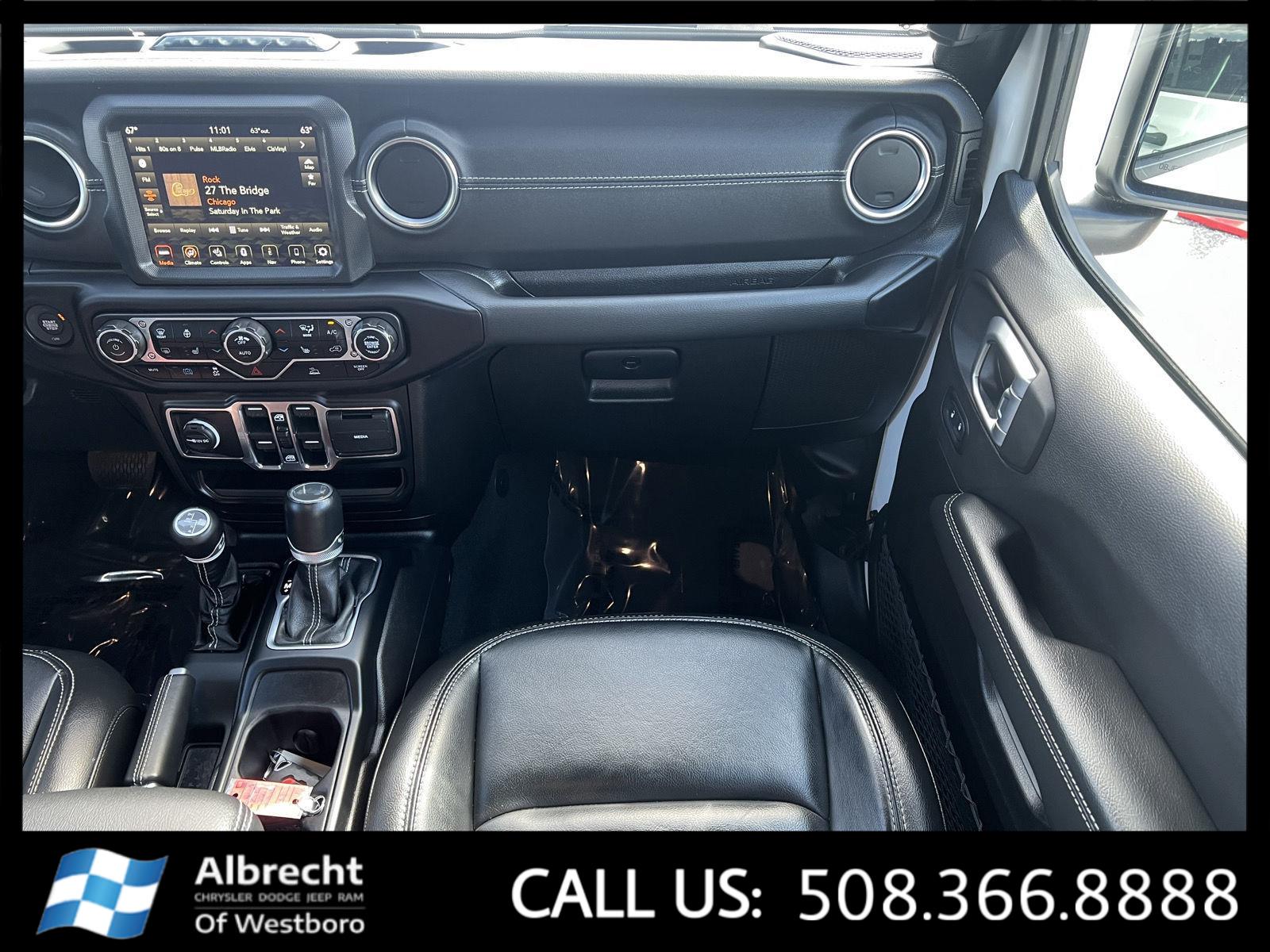 2022 Jeep Wrangler Unlimited Sahara 4xe photo 19